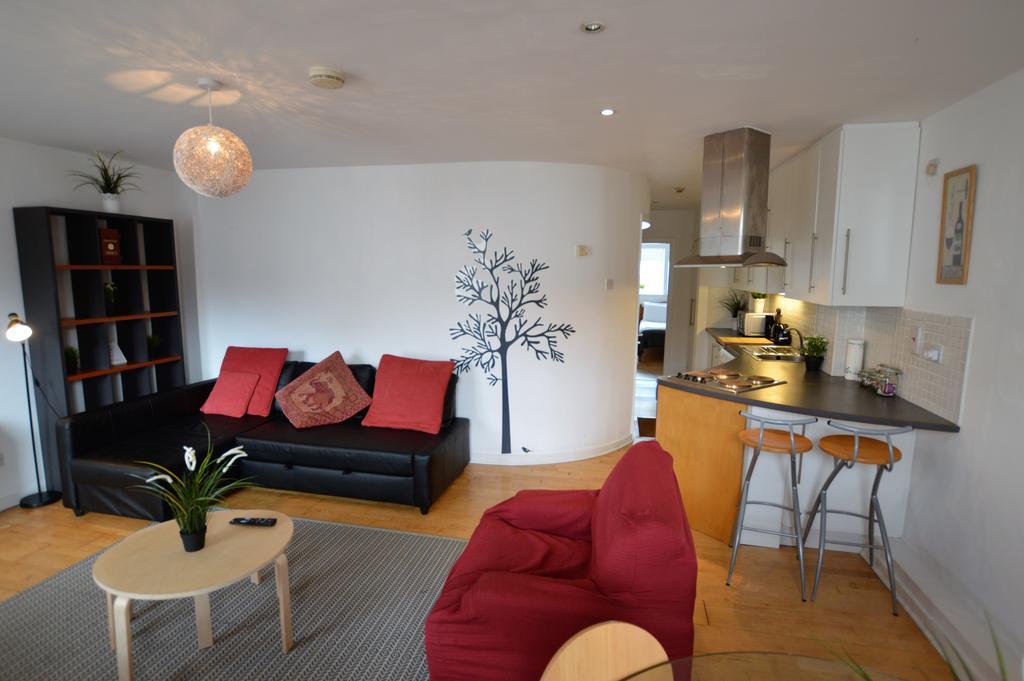 Metrostays - Stephen's 7-1 * Dublín